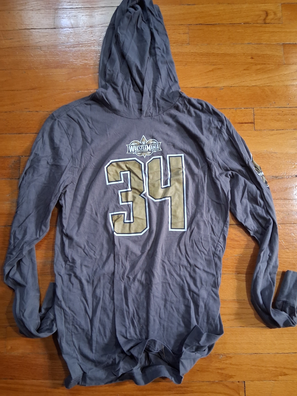 WWE Wrestlemania 34 Longsleeve Shirt With Hood